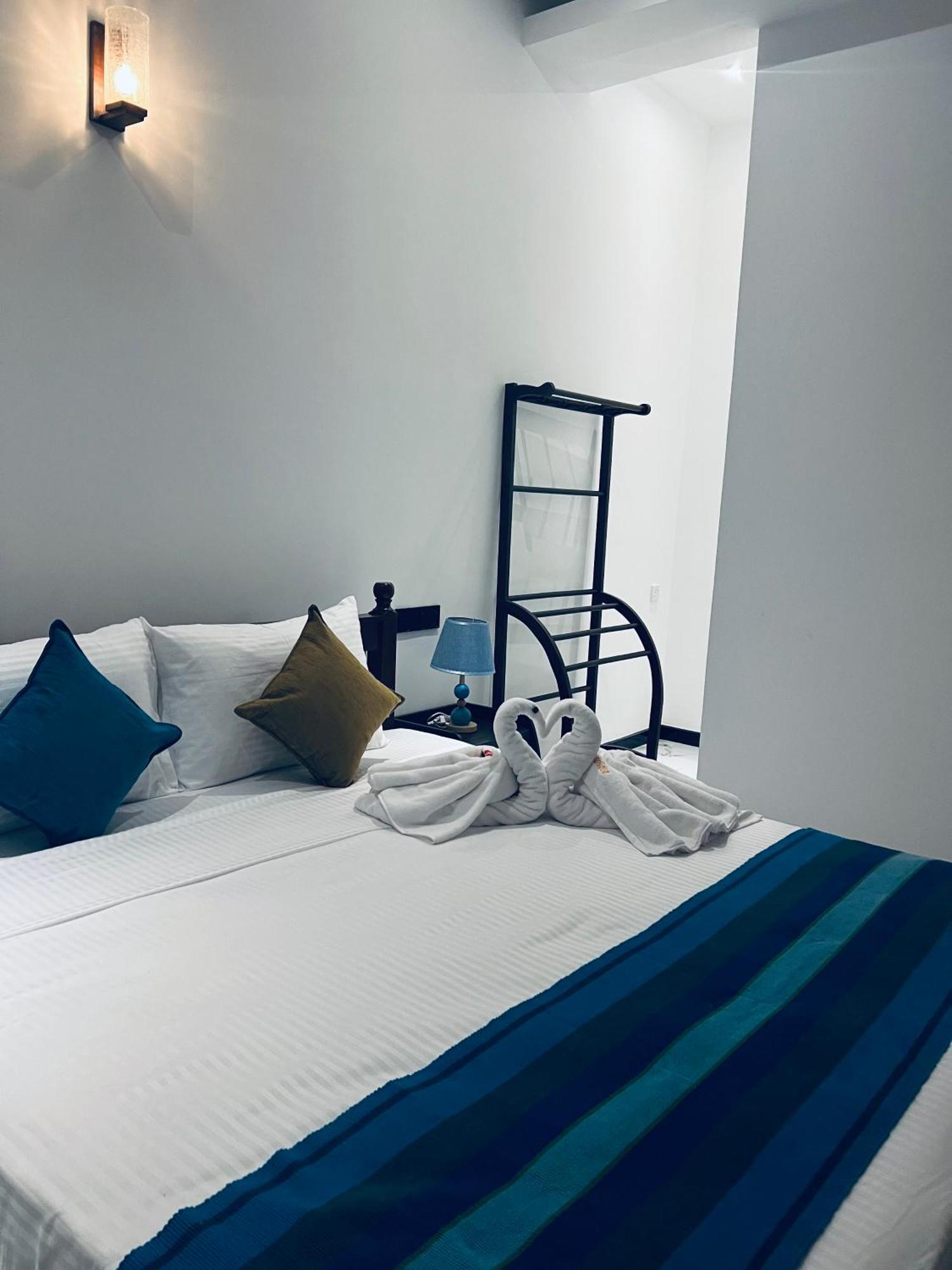 Mama'S Boutique Beach Hotel Негомбо Экстерьер фото