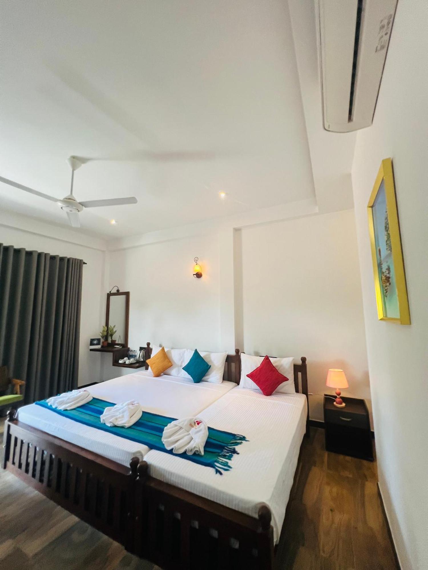 Mama'S Boutique Beach Hotel Негомбо Экстерьер фото